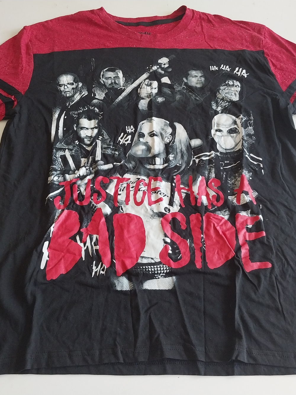 DC Comics Suicide Squad Red and Black Graphic Tee - Mens Xl